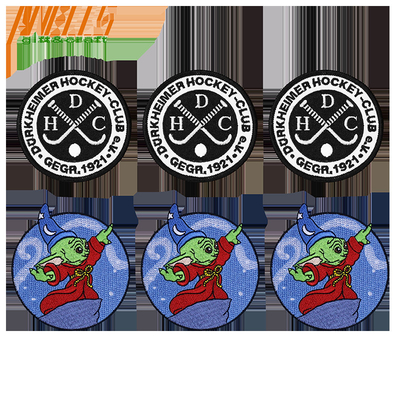 Parches bordados personalizados con bordes de camisetas