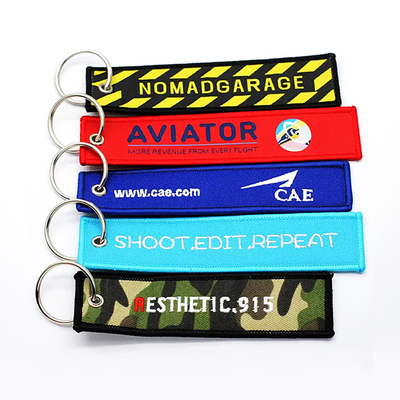 Logotipo personalizado ligero Etiquetas de avión Tejido Impreso Anillo de llave bordado Clavier de bordado