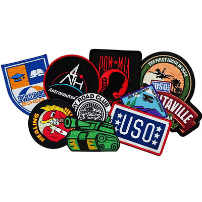 Enlace de bordes de hierro en bordado Patches de logotipo bordado personalizados