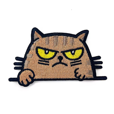 Logotipo bordado/impreso Patches de bordado personalizado de hierro en accesorios personalizados