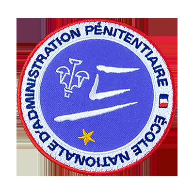 Logotipo personalizado de respaldo de parche tejido para ropa de diseño duradero