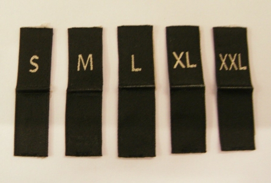 100 paquetes mezclados tejidos de los tamaños de las etiquetas del tamaño (S-XXL)